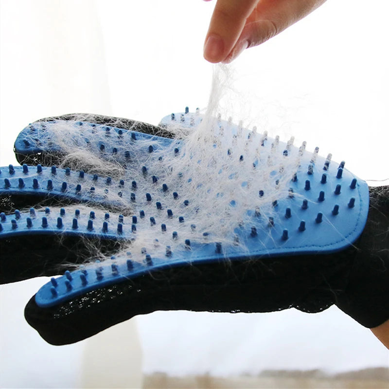 Deshedding Grooming Glove